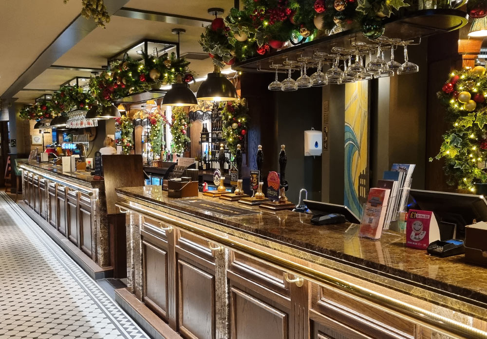 The bar at The Tynemouth Castle Inn, Tynemouth