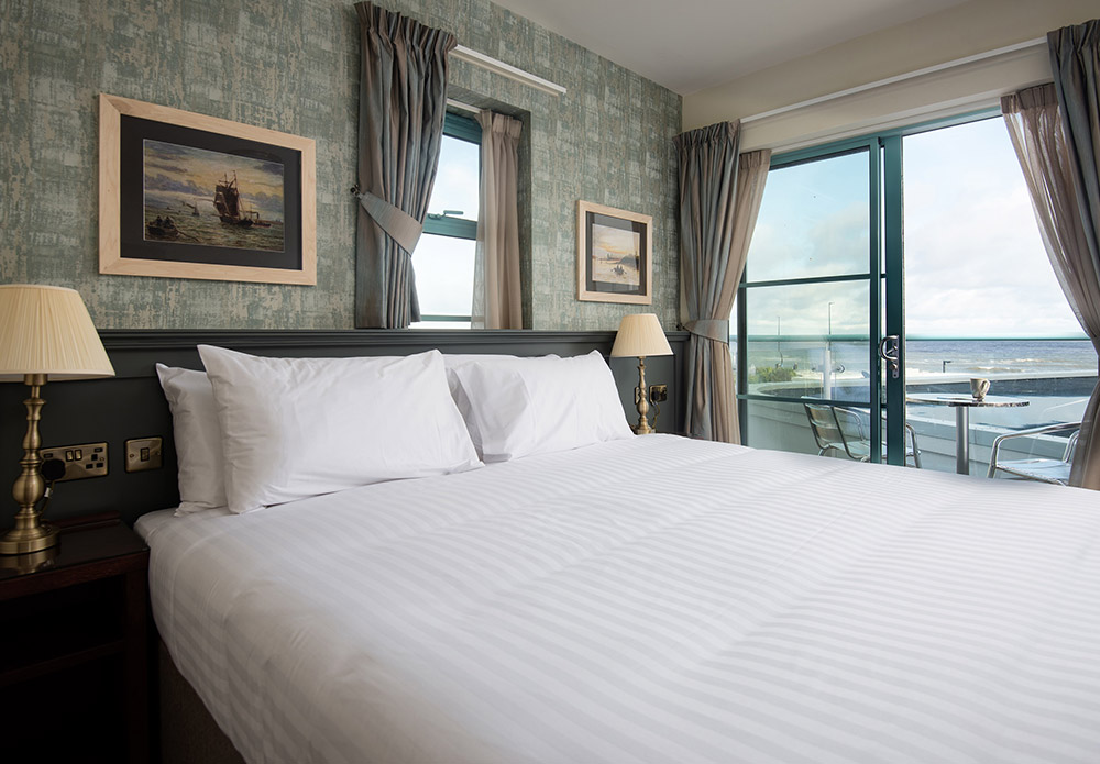 Typical bedroom decor at The Tynemouth Castle Inn